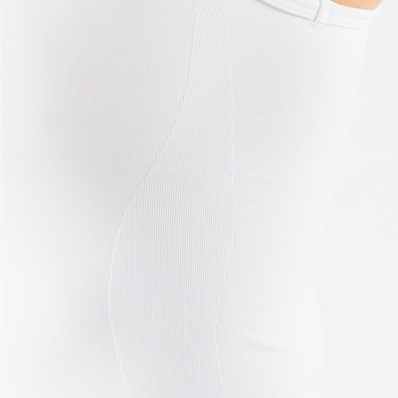 NWT ALPHALETE Ice Tank Racerback Seamless Size EXTRA SMALL white - Picture 6 of 8